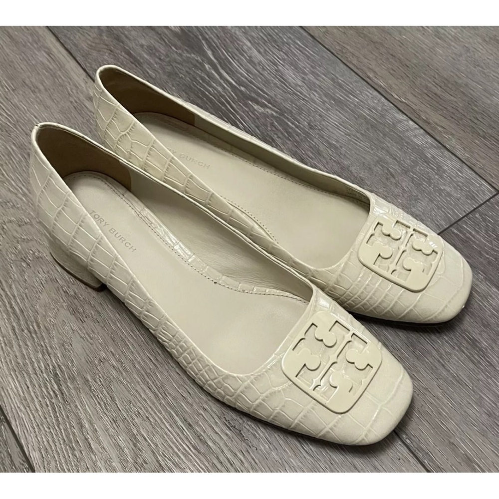 $348 Tory Burch Georgia Ivory Croc Embossed Square Toe 25mm Block Heel Pumps 9M - Picture 2 of 15